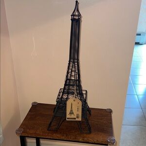 Black Eiffel Tower Wire Sculpture Cork Holder